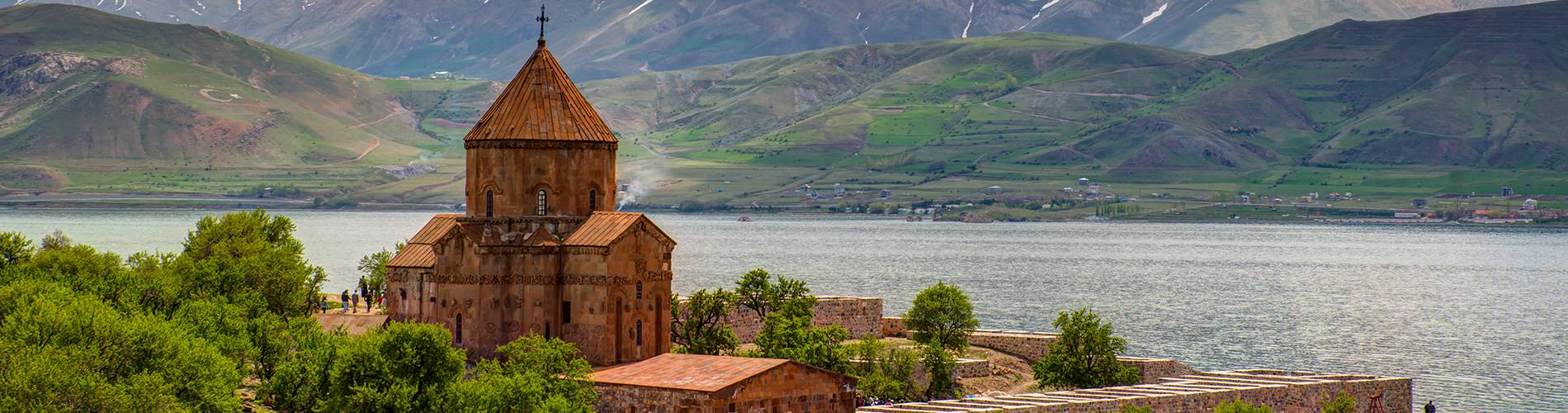 Van Akdamar Manzarası