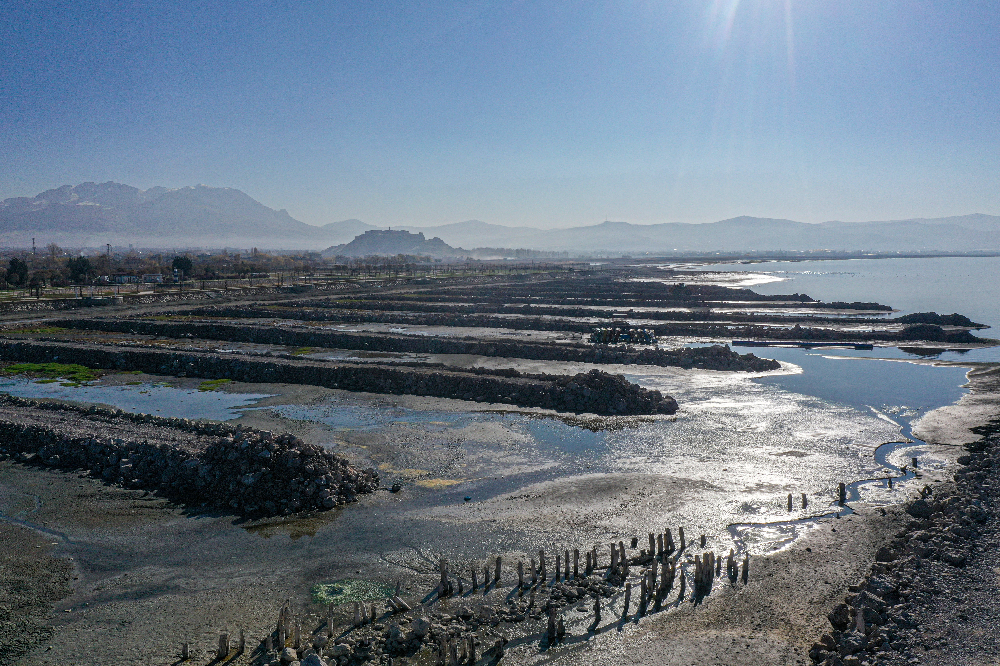Van Gölü'ndeki dip çamuru temizleme çalışmaları aralıksız devam ediyor - Kare 3