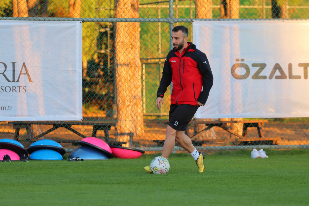 Vanspor, Antalya kampında güç depoluyor - Kare 15