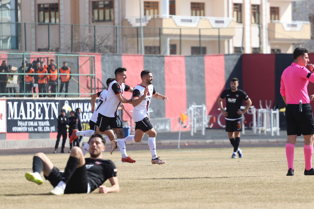 Vanspor'da Galibiyet Serisi Devam Ediyor - Kare 3