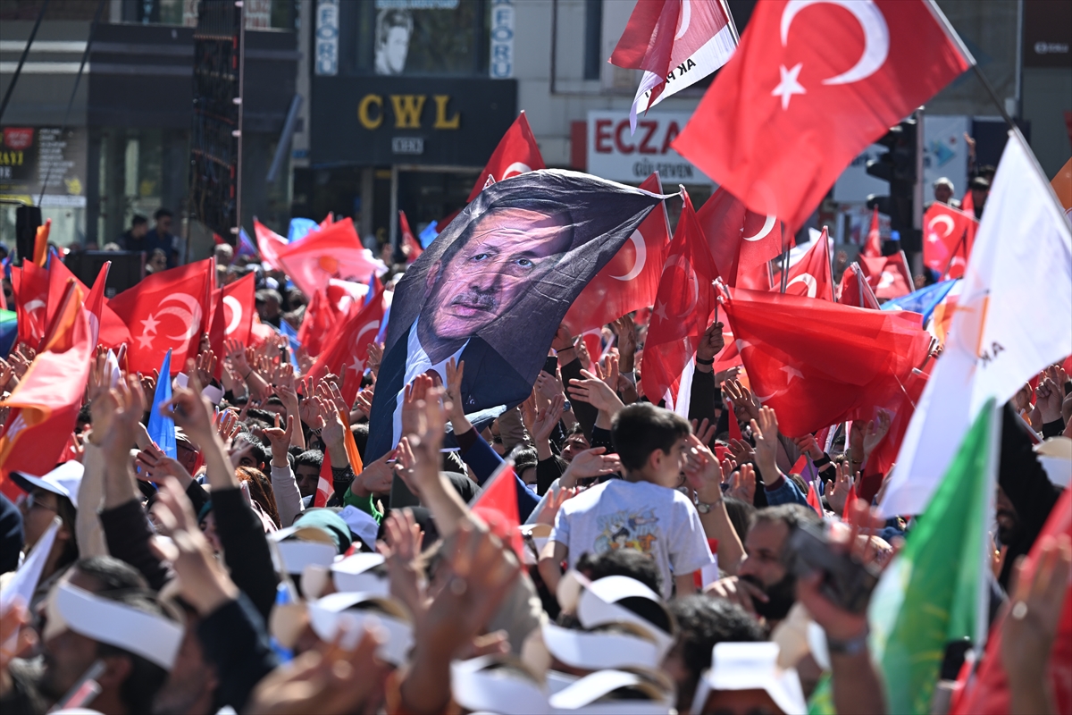 Ak Parti'nin Van Mitinginden Kareler - Kare 3