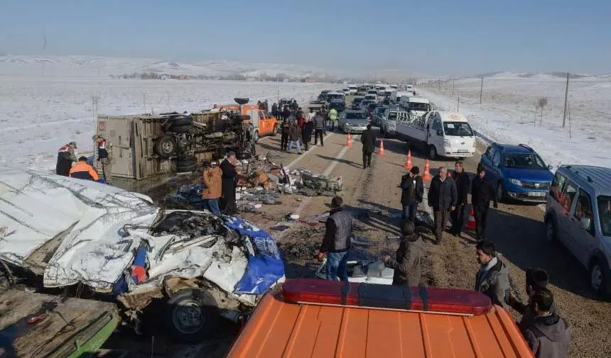 Van ölümlü kazalarda Türkiye'de 9. sıraya yükseldi