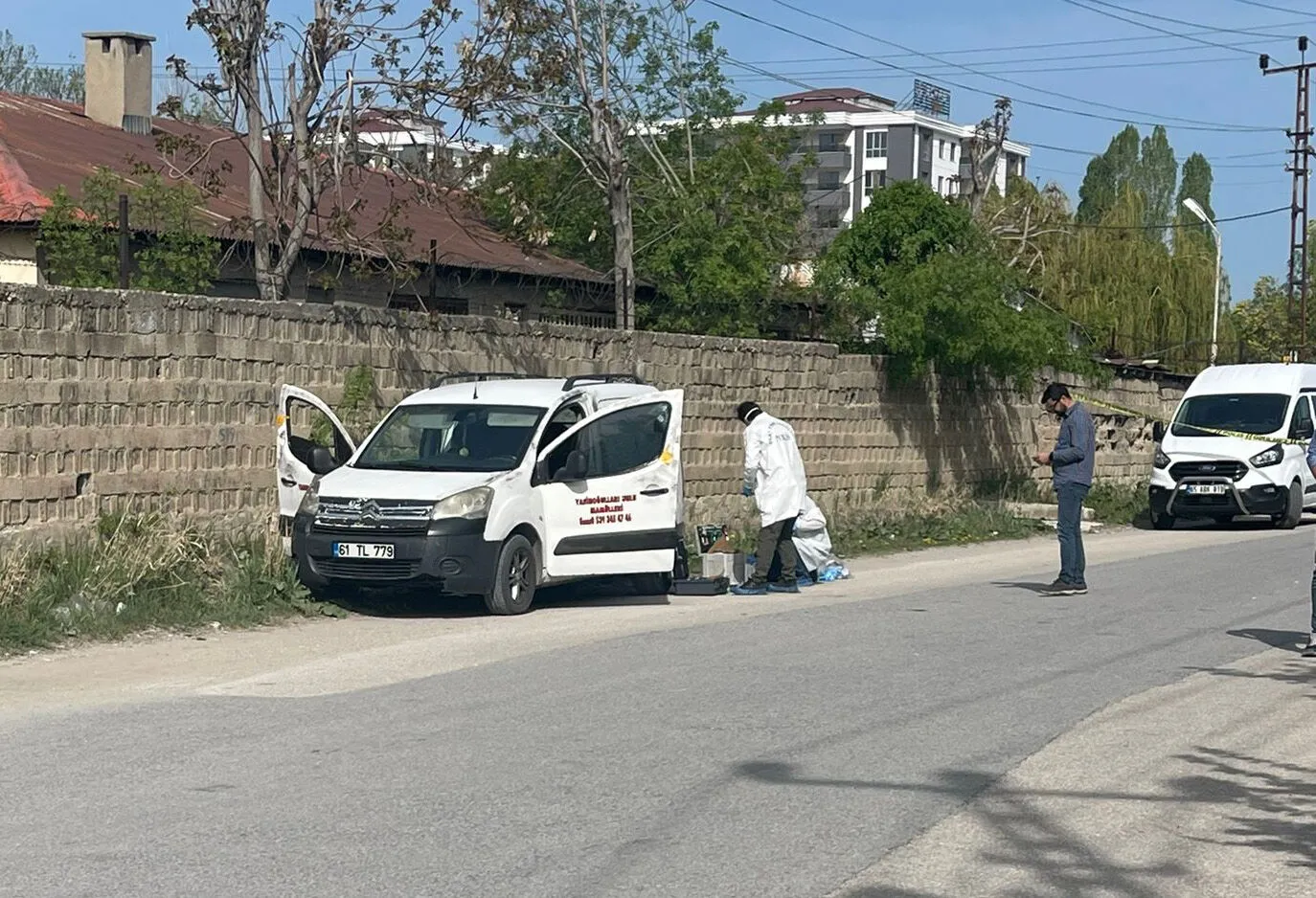 Van'da bir kişi aracında ölü olarak bulundu