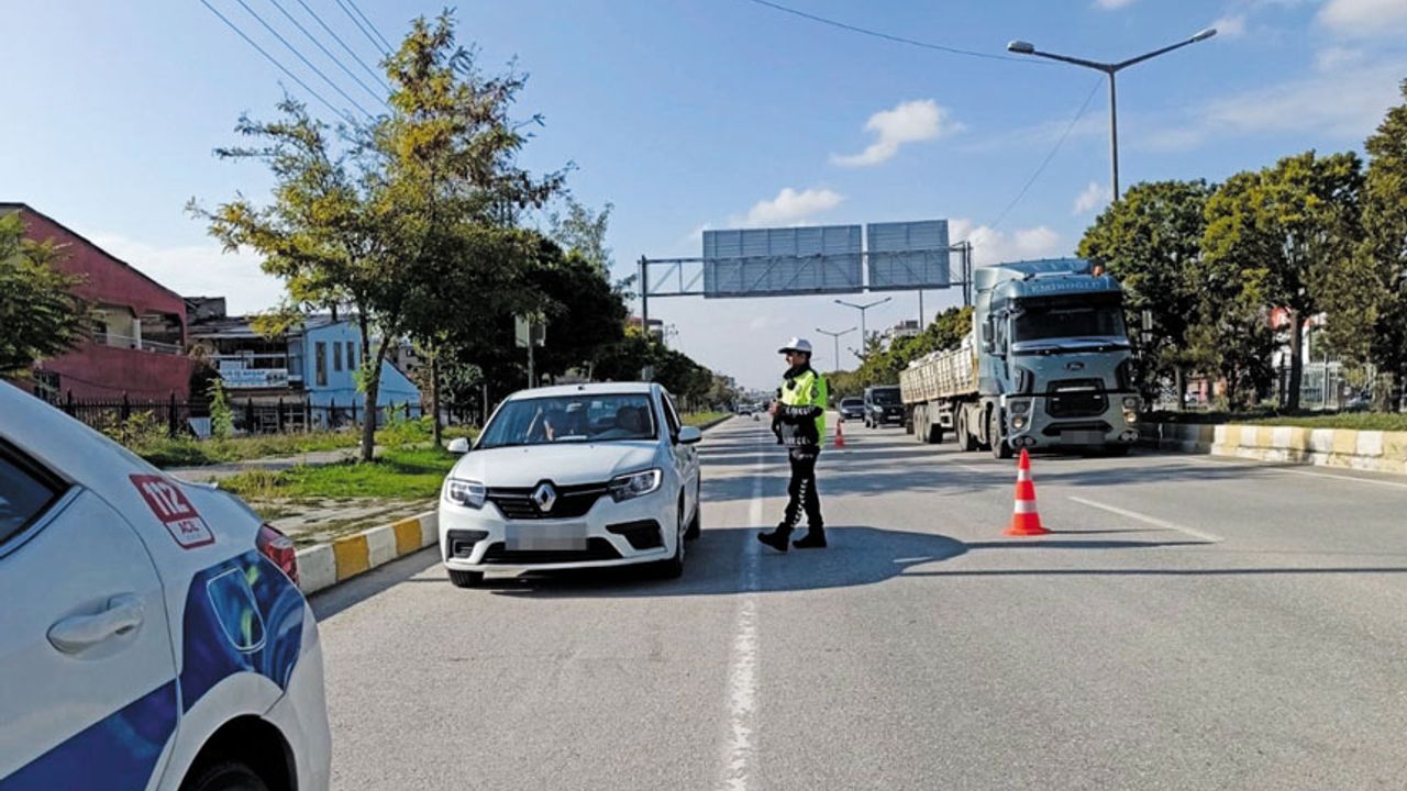 Van'da 22 araç trafikten men edildi