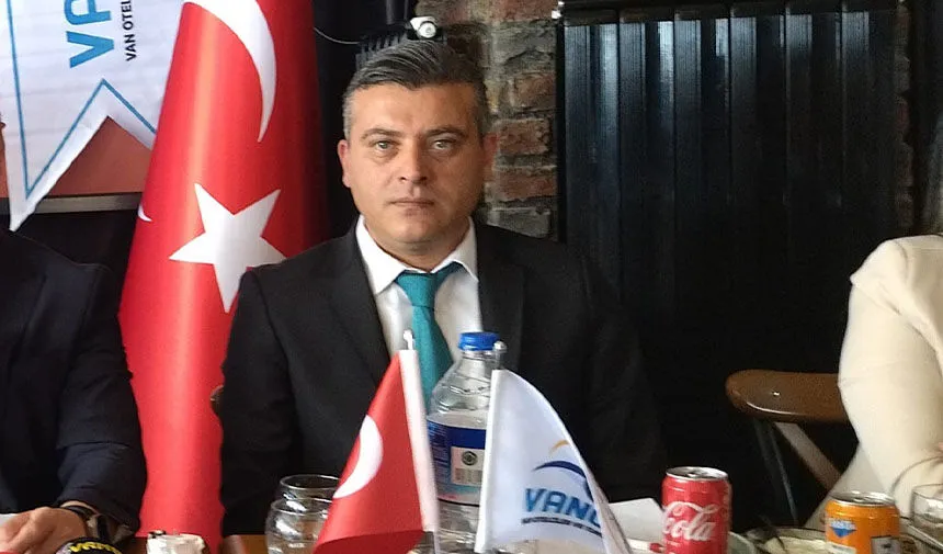 Akdamar Adası için kokartlı rehber önerisi