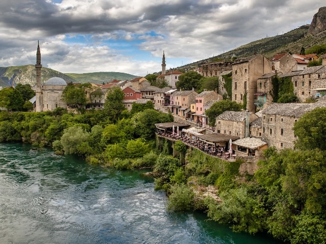 Onurtur ile Avrupa Turları: Tarih, Kültür ve Modernizmin Buluşma Noktası
