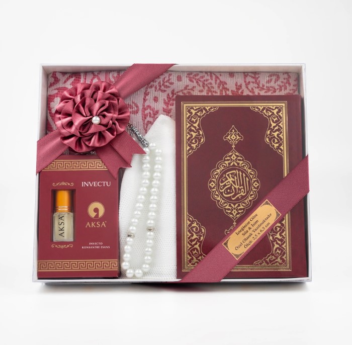 Hediyelik Kuran-ı Kerim Arayanlara Tek Adres: Hayrat Neşriyat