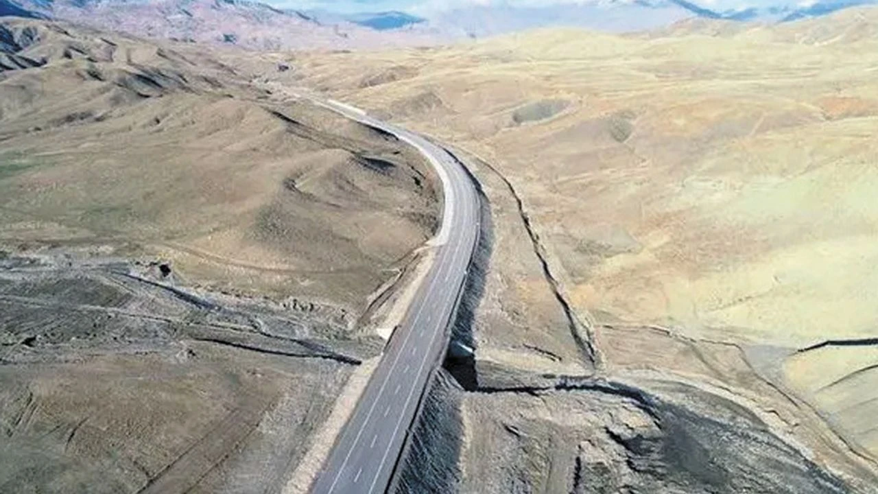 Van-Şırnak yeni yolla yakınlaşacak