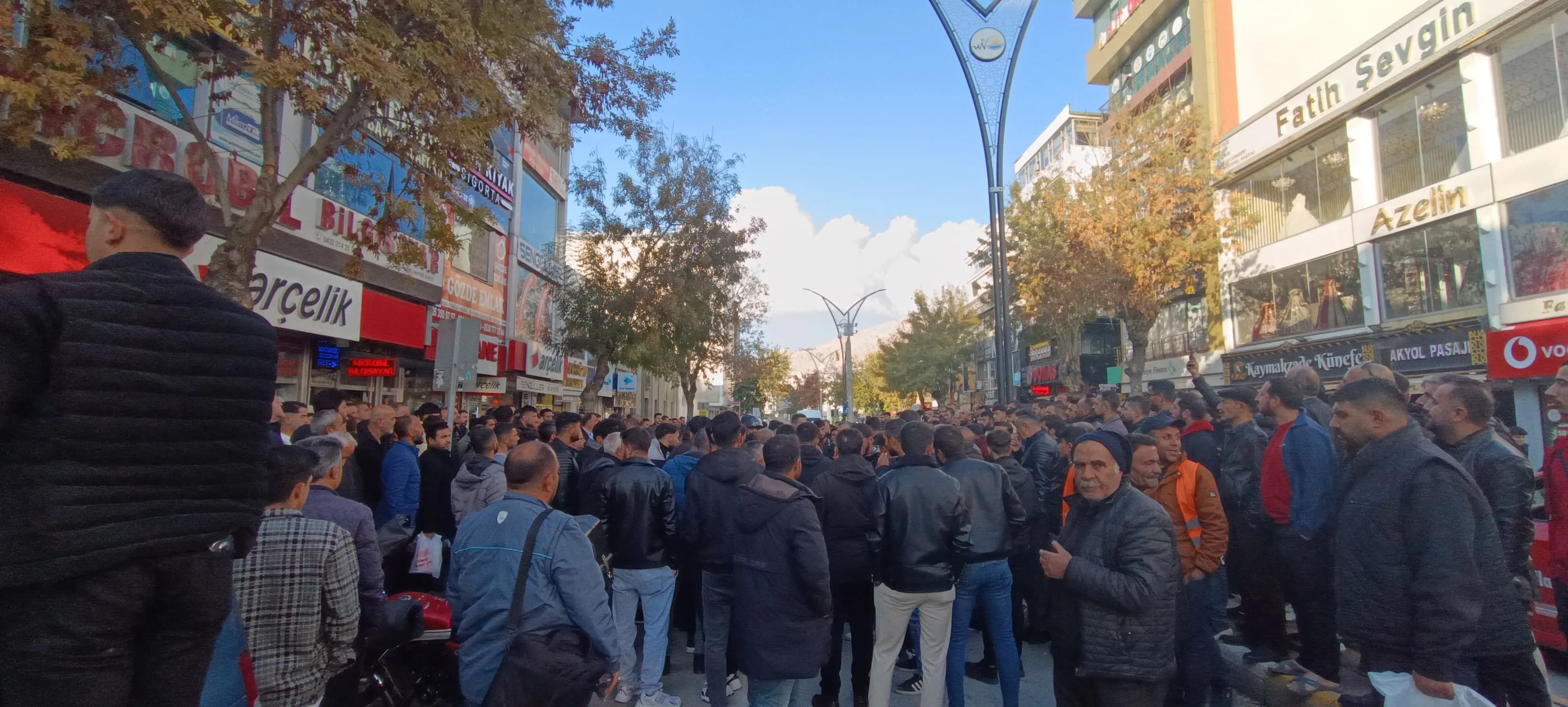 Van’da trafik kazası kavgaya dönüştü