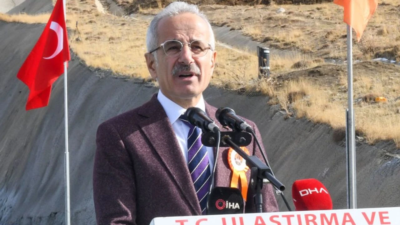 Başkale Gelincik Sınır Kapısı açılacak mı?