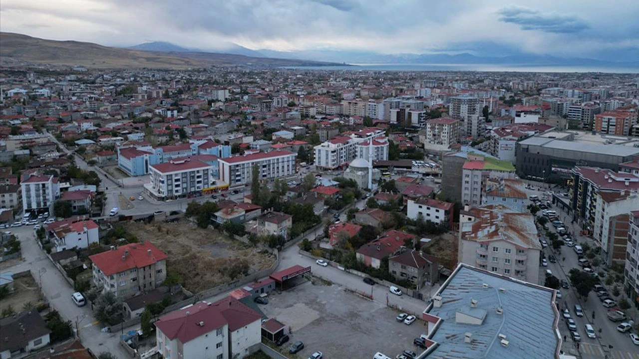 Van, Doğu Anadolu Bölgesi’nde en çok konut satılan 3. il oldu