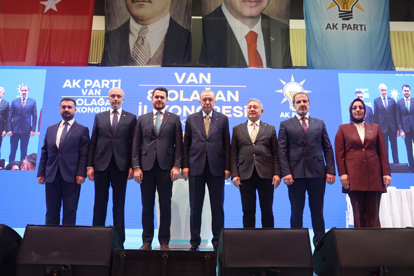 Cumhurbaşkanı Erdoğan Van'da - Kare 1