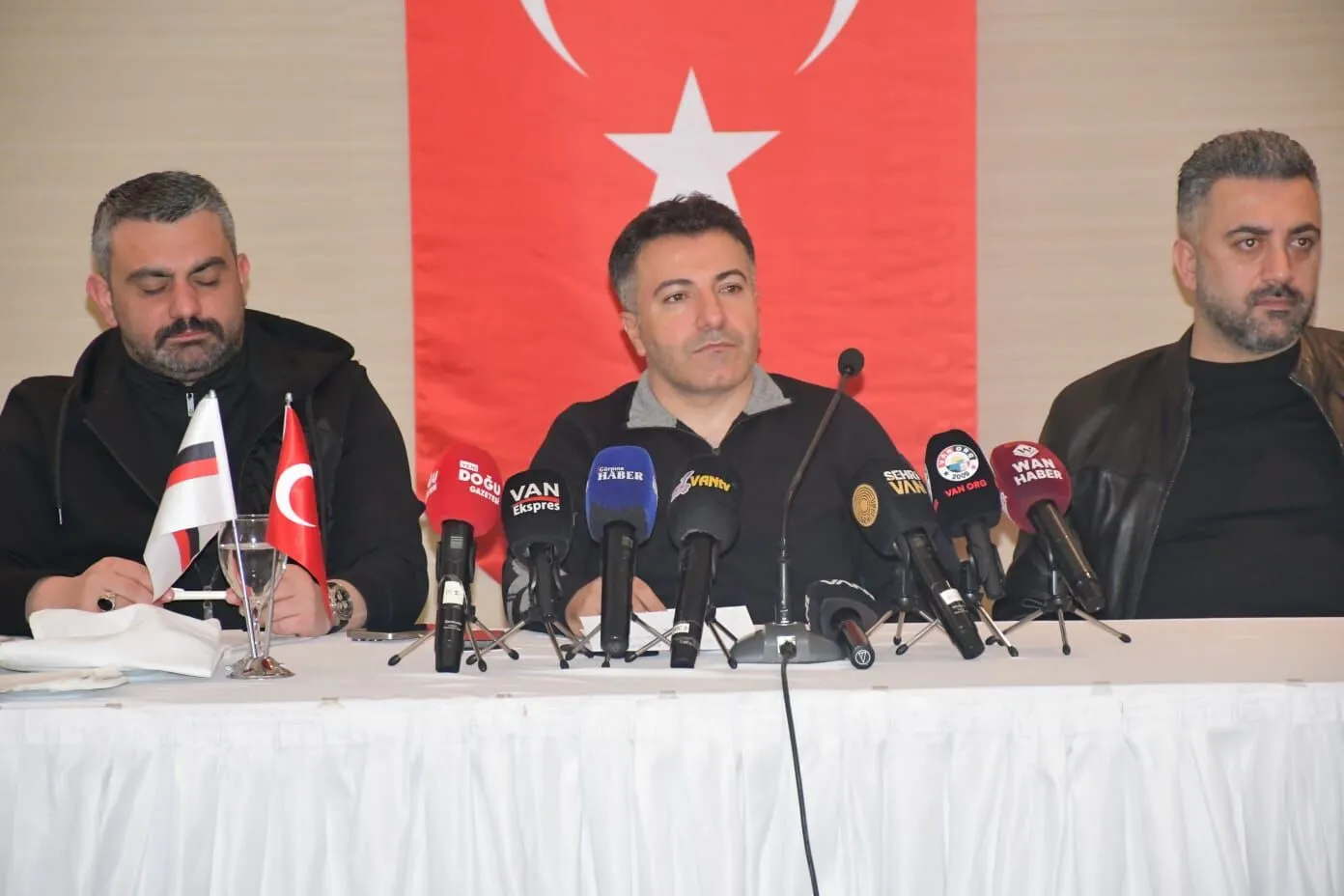 Erol Temel kulübün mali durumu hakkında açıklamalarda bulundu