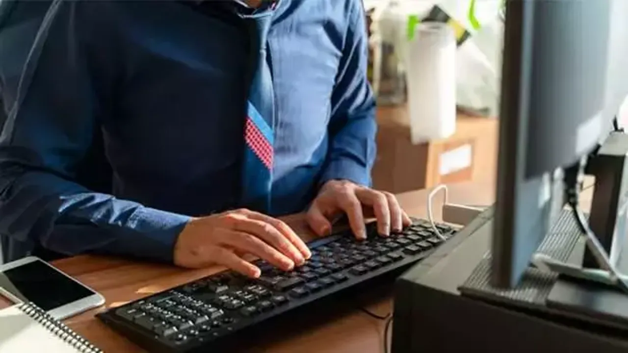 Memurların Çalışma Hayatında Yeni Dönem: Resmi Gazete’de Yayımlanan Torba Yasa Detayları