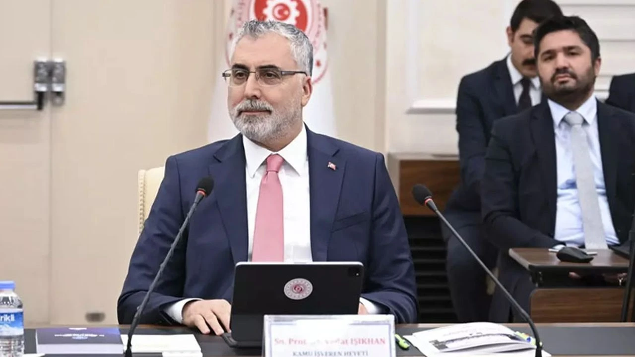 Bakan Işıkhan açıkladı! O izinlerde düzenleme kapıda