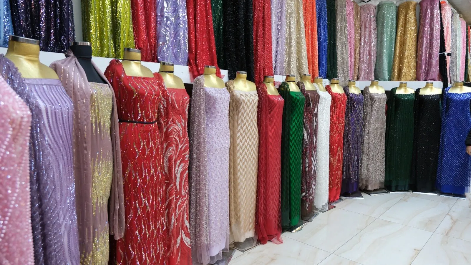 Van’da Fistan Satışları Durma Noktasında: Esnaf Zor Günler Geçiriyor