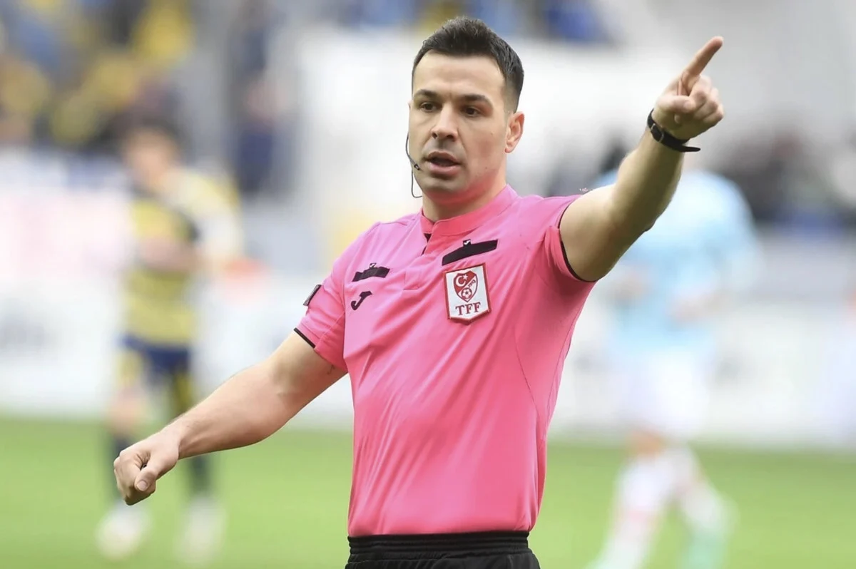 Türkiye Kupası'nda Fenerbahçe-Galatasaray Derbisinin Hakemi Belli Oldu