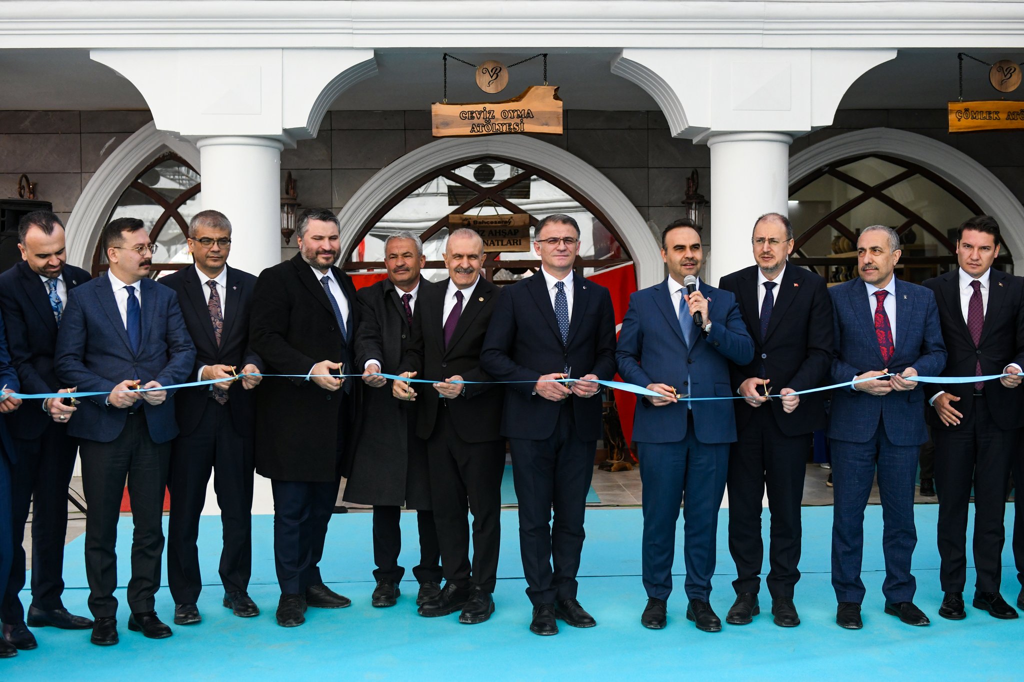 Van’da Kalkınma Hamlesi: 7 Projenin Toplu Açılışı Gerçekleşti