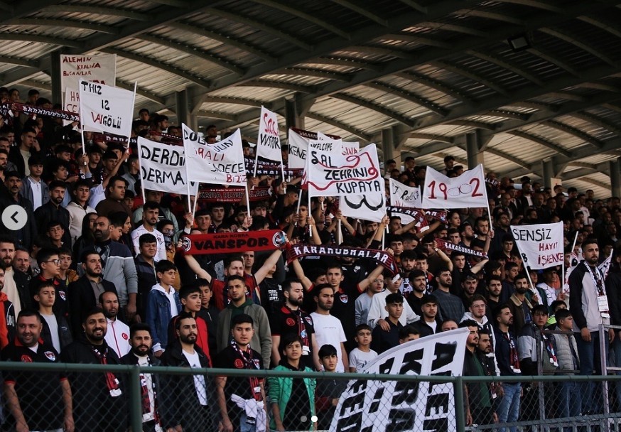 Vanspor, Arnavutköy Belediyespor Maçı İçin Taraftarları Tribünlere Davet Etti!