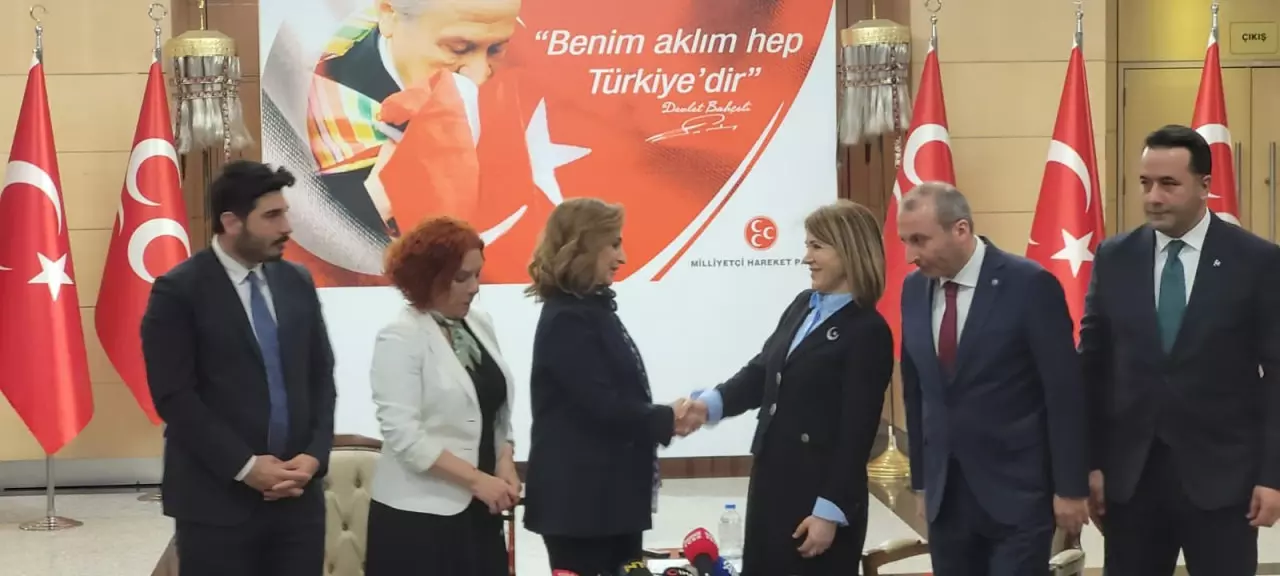 Dem Parti ve MHP bir ilke imza attı ilk defa bayramlaştılar!