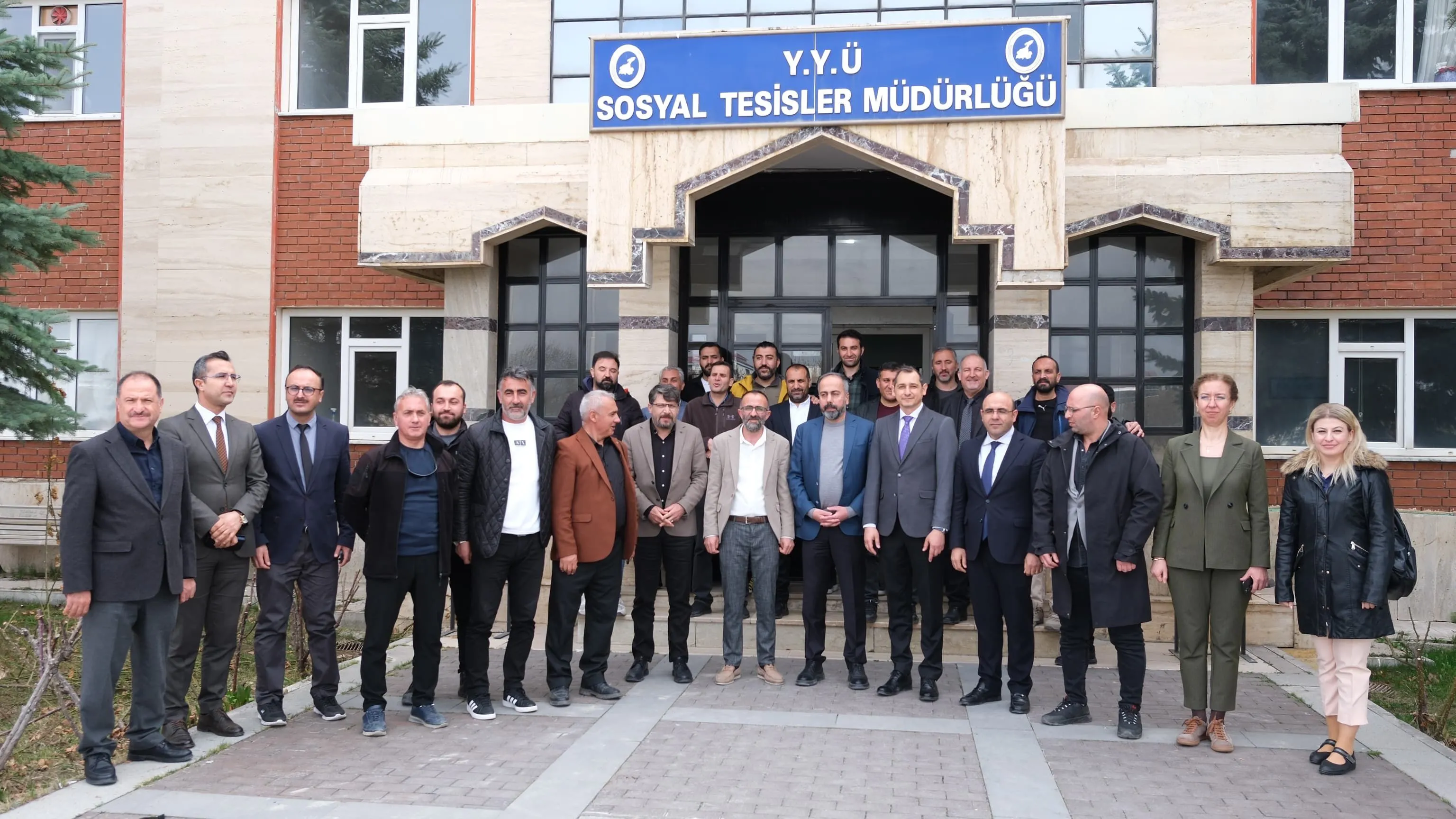 Van’da Kariyer Rüzgârı: Rektör Şevli 50 Bin Katılımcıyı Bekliyor