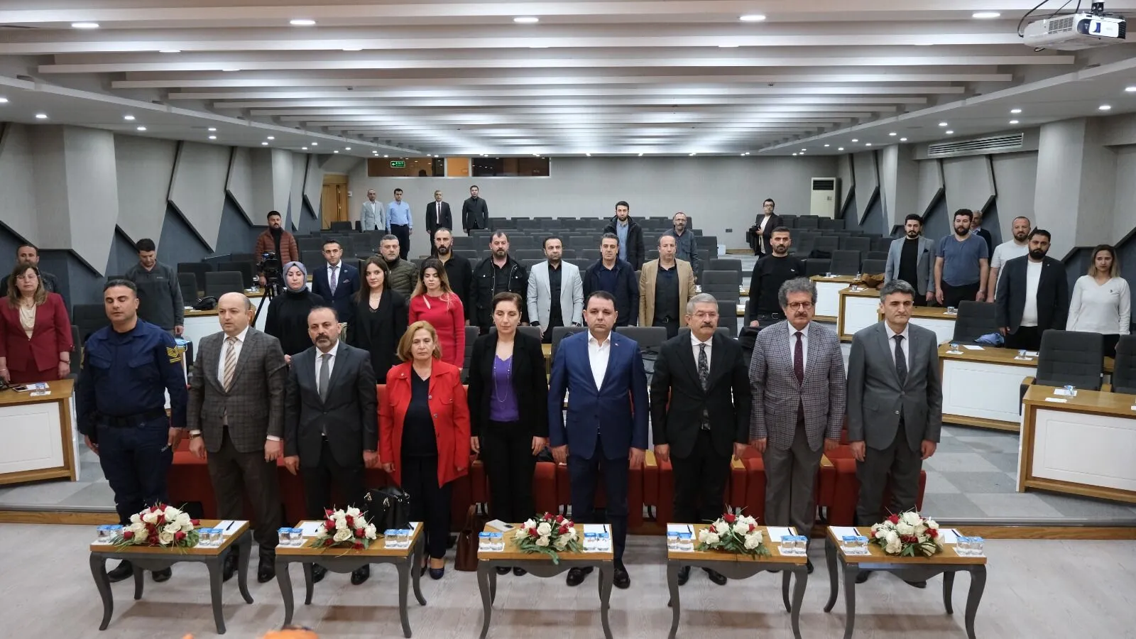 Akdamar Adası’nda 3. Badem Çiçeği Festivali’ne Görkemli Başlangıç