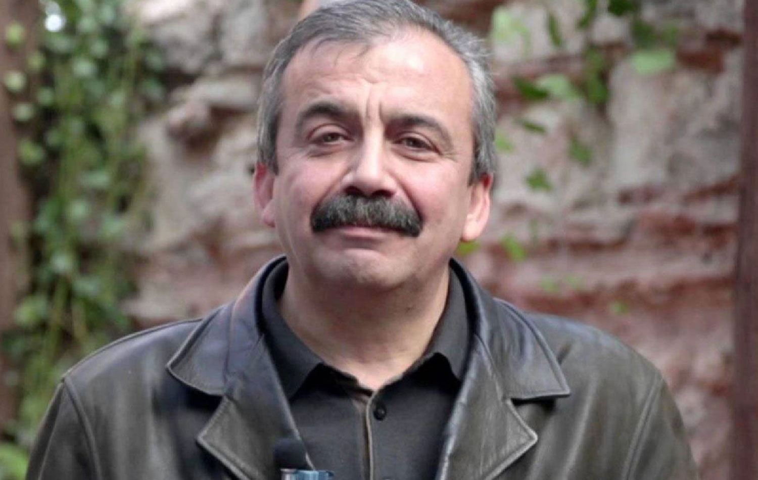 TBMM Başkanvekili Sırrı Süreyya Önder Hayatını Kaybetti