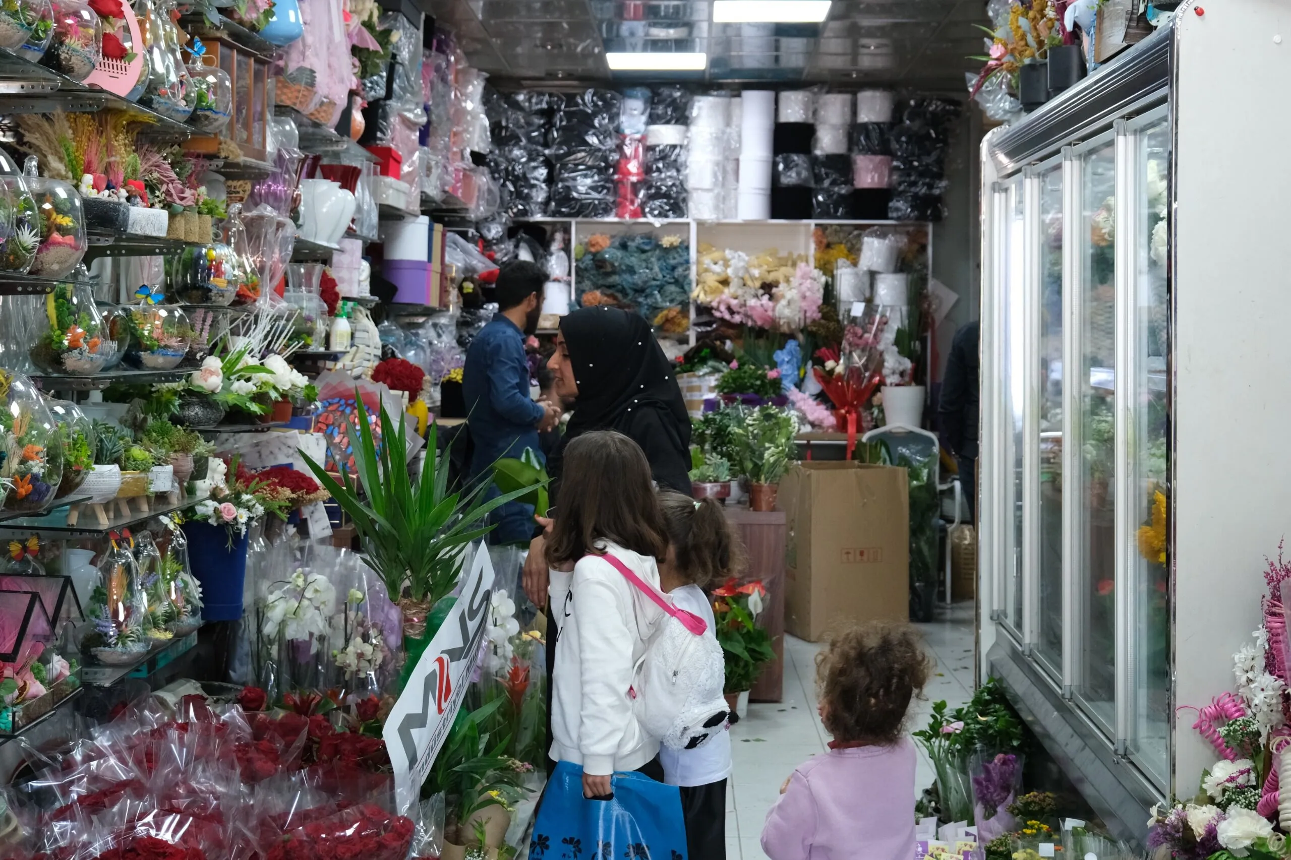 Van’da Anneler Günü’nde Çiçekçilerde Yoğun Mesai