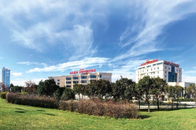 Üniversite Tercihi Yapacak Adaylar Dikkat! Yanlış Tercih Büyük Bir Hataya Sebep Olabilir!