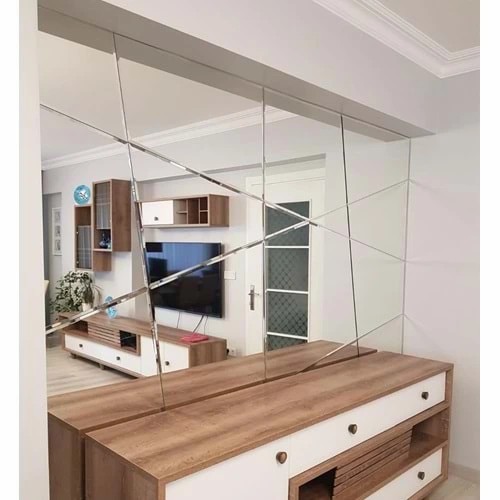 Dekorasyonda Işığın Geometrik Hali: Baklava Ayna ile Mekânlara Prestij Katın