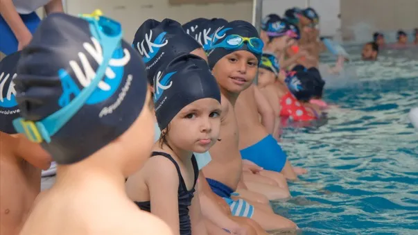 Antalya’da Yüzme Eğitimi İçin Güven Veren Bir Tercih: AquaWave