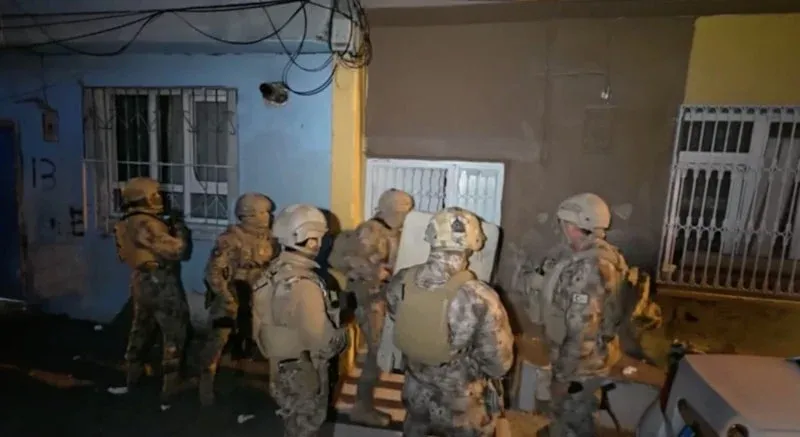 EGM'den 'Daltonlar' Suç Örgütüne Şafak Operasyonu: 358 Gözaltı