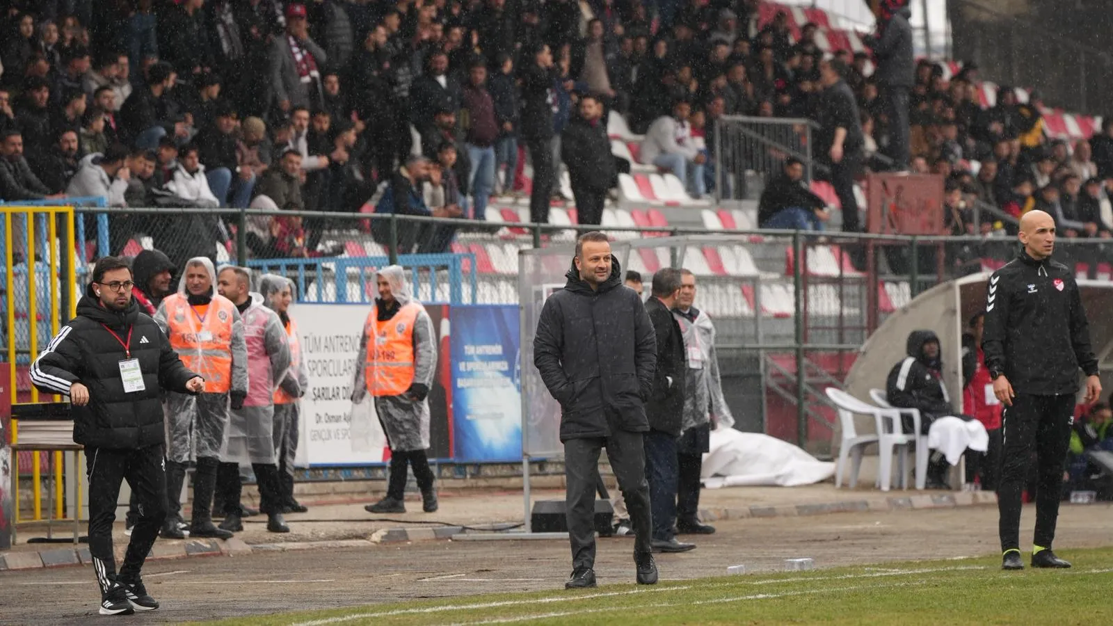 Vanspor Sarıyerspor Maç Fotoğrafları - Kare 11