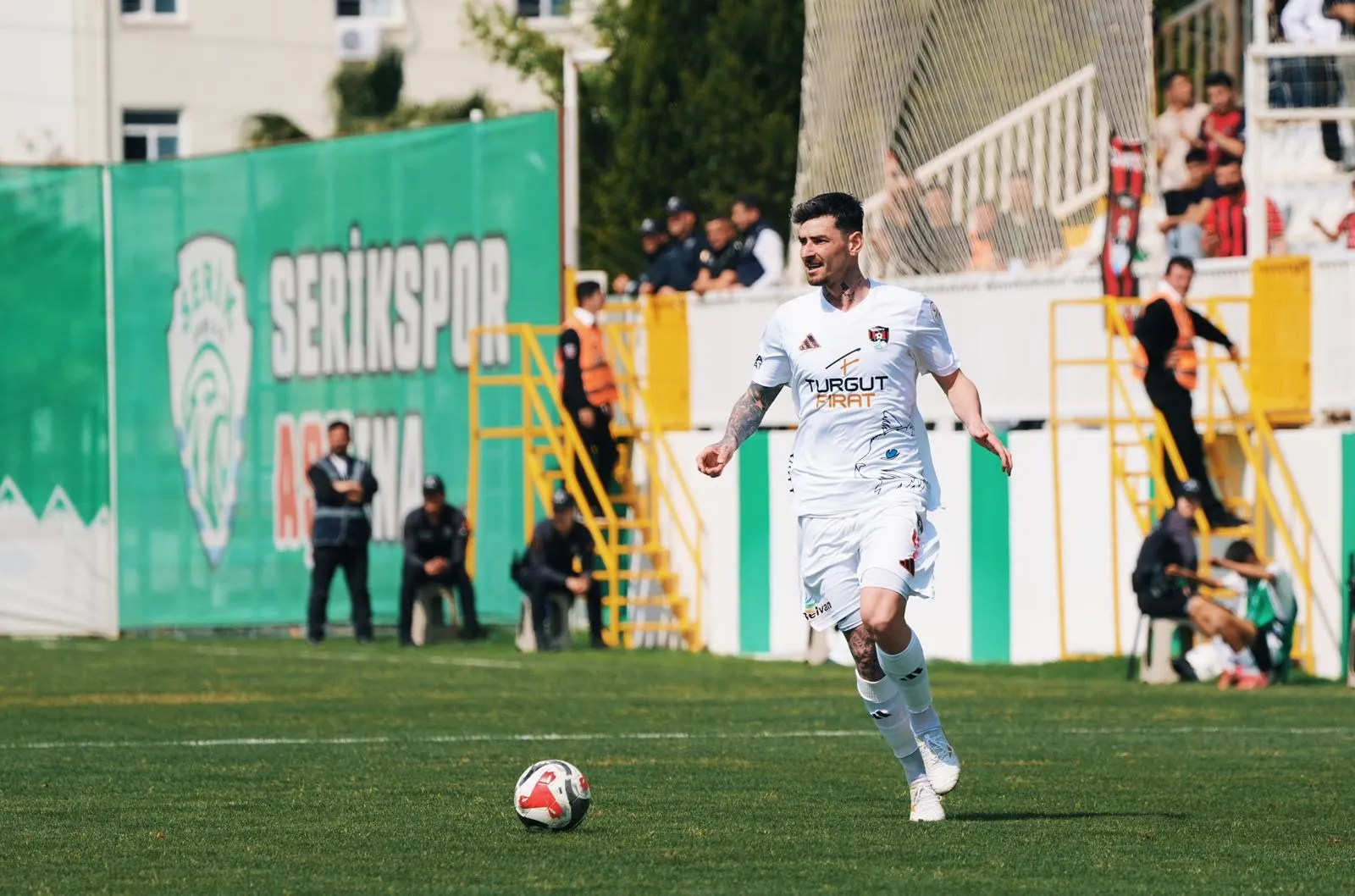 Serikspor-Vanspor FK Maçının Fotoğrafları - Kare 4