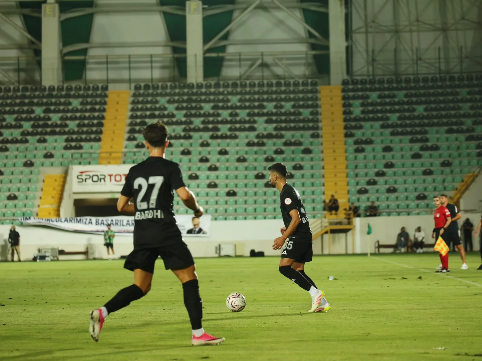 Vanspor, 2-0 Geriden Gelerek İstanbulspor'u Mağlup Etti - Kare 4