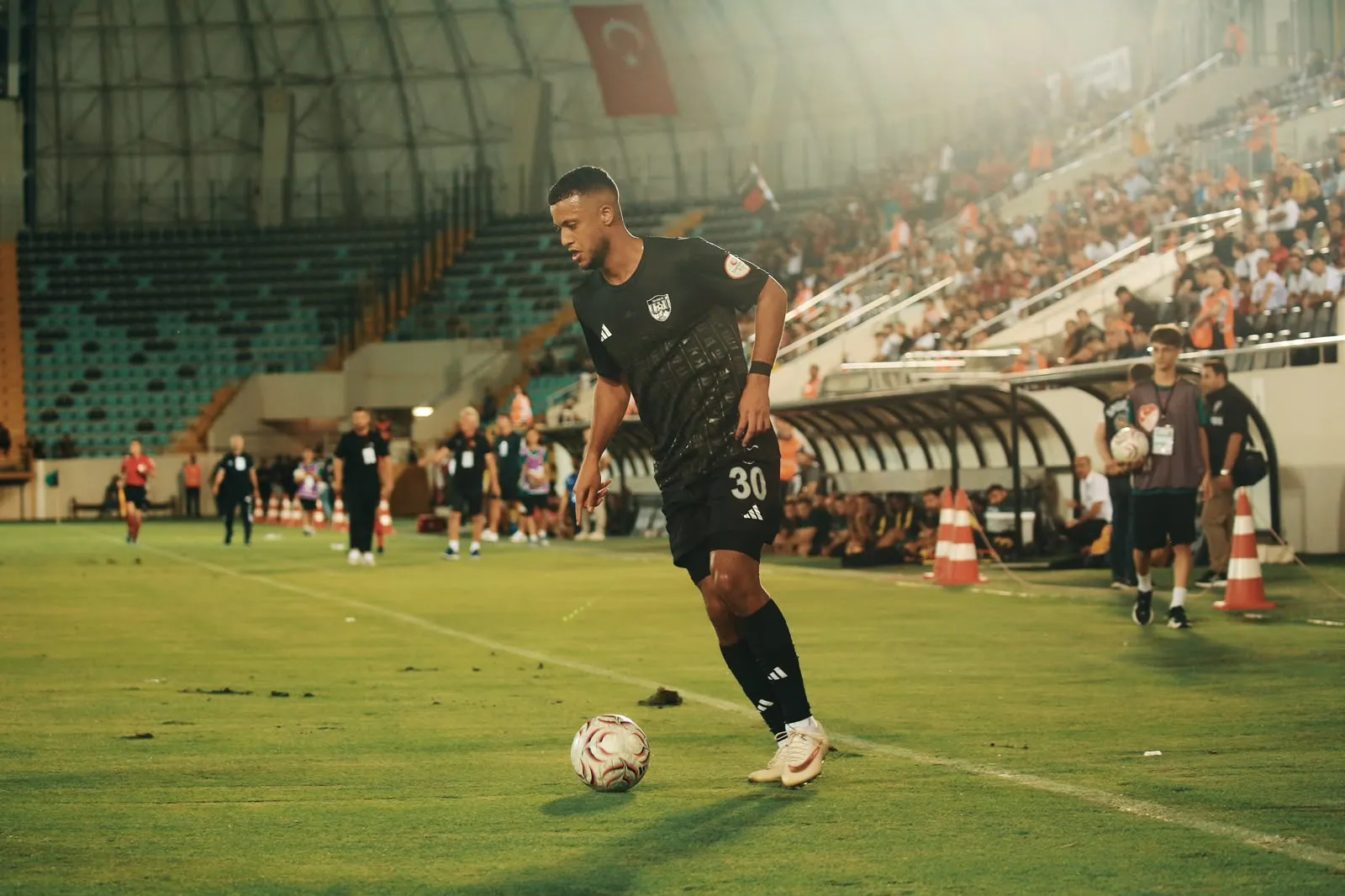 Vanspor, 2-0 Geriden Gelerek İstanbulspor'u Mağlup Etti - Kare 6