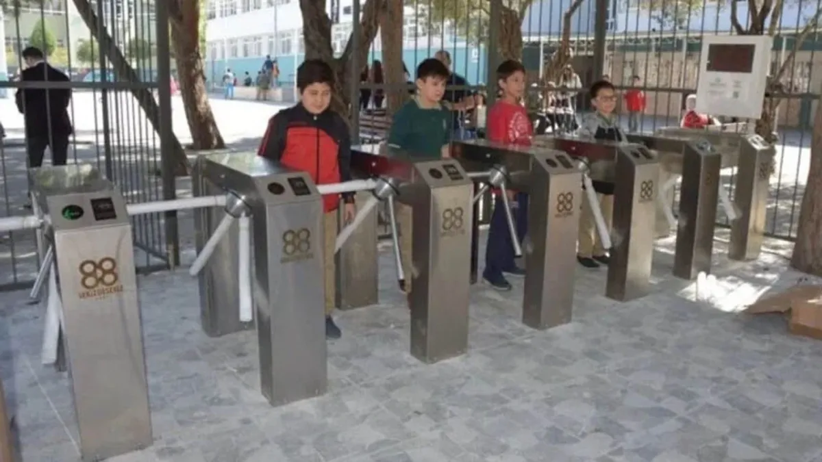 Okullarda Güvenlik Tedbirleri Artırılıyor: Turnike ve Randevu Sistemi Geliyor