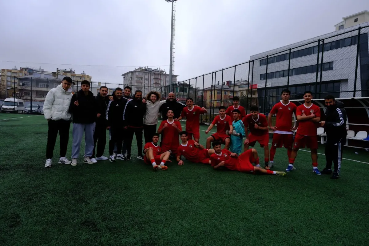 Vanspor U19, Tatvan Yeni İdmanyurdu'nu Farklı Geçti: 6-1