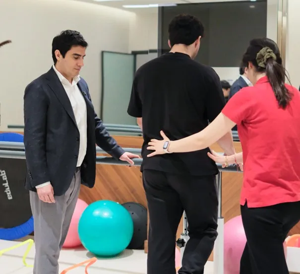 Yatılı Felç Tedavisinde Yoğun Robotik Rehabilitasyon: Dr. Mustafa Çorum Anlattı